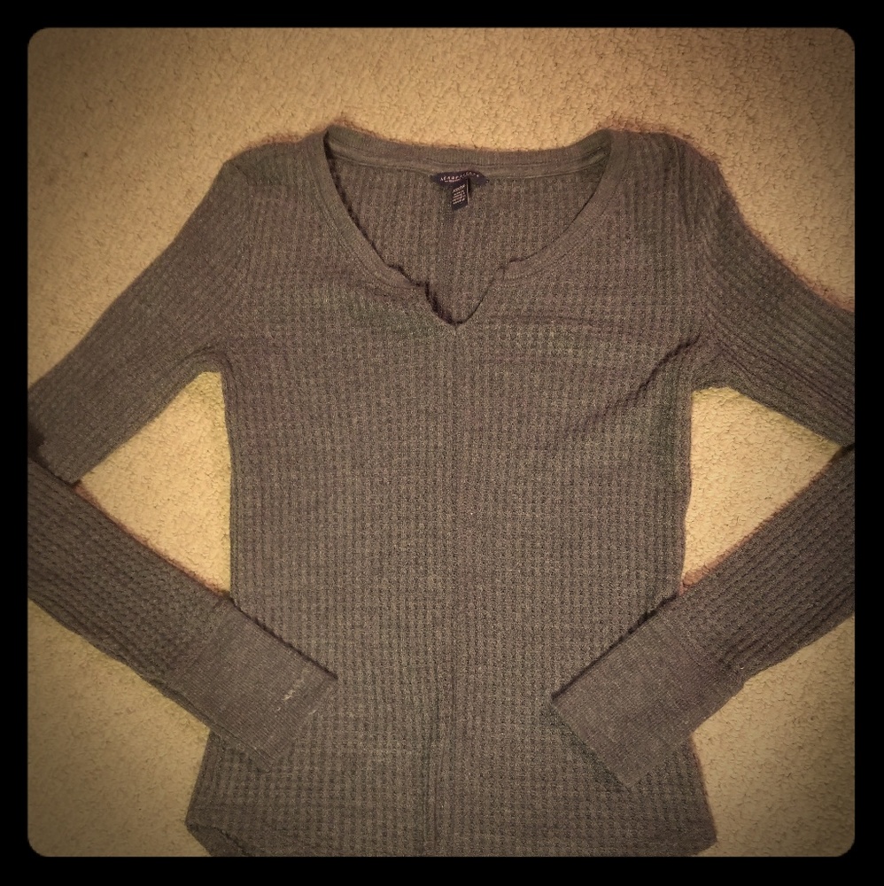 Aeropostale lightweight knit "thermal" long sleeve